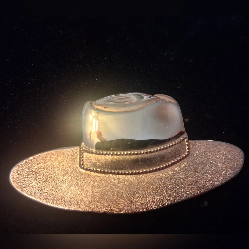 N/A elegant goldtone